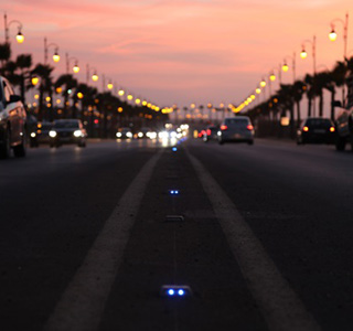 Plots solaires de chaussées