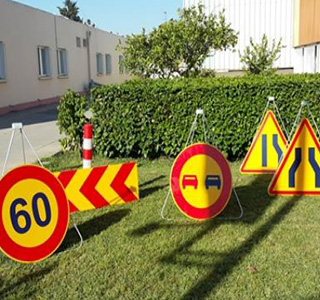 Panneaux directionnel temporaires