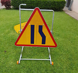 Panneaux directionnel temporaires